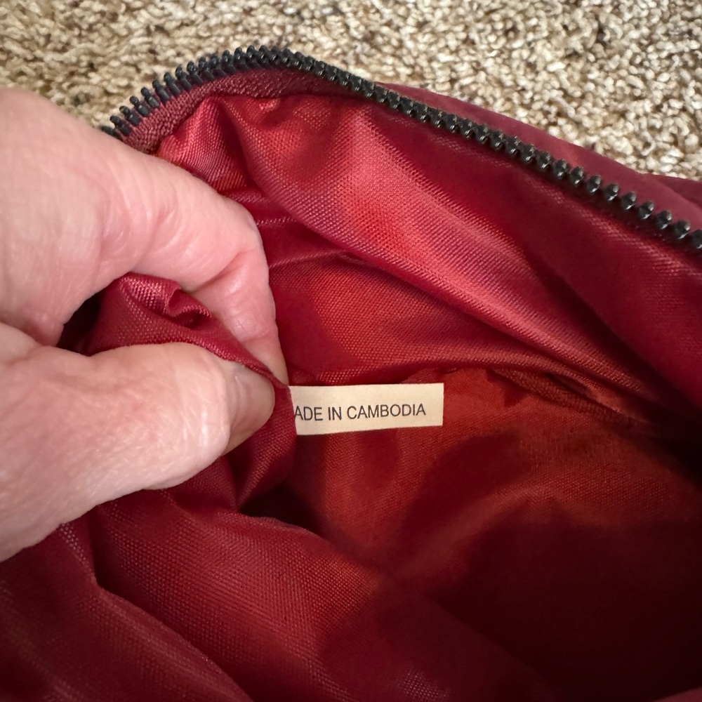 Laura Geller Burgundy Cosmetic Bag with Gold Accents - Picture 8 of 12
